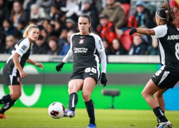 Supercopa Feminina: Corinthians e Palmeiras definem escalações para a final