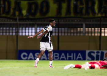 André Luiz Brilha: Jovem Volante Atinge Vice-Artilharia no Corinthians de 2026