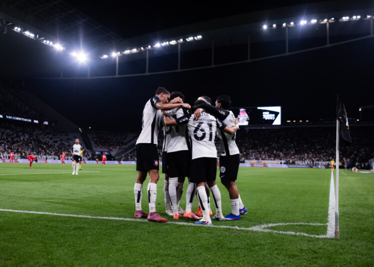 Corinthians Detém Quase Metade da Audiência Digital do Paulistão na CazéTV Corinthians Detém Quase Metade da Audiência Digital do Paulistão na CazéTV