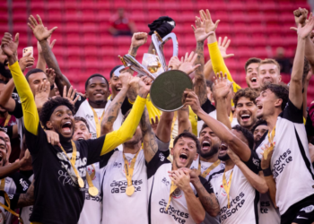 Corinthians Quita Pendências Financeiras de Títulos da Copa do Brasil e Supercopa
