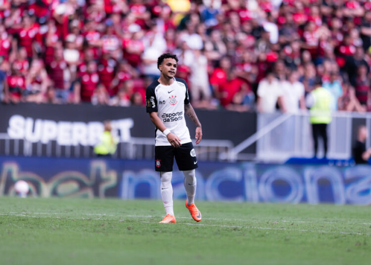 Estreia de Ouro: Kaio César Brilha com Assistência na Conquista da Supercopa pelo Corinthians