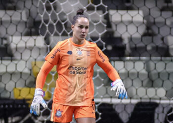 Goleira Nicole do Corinthians Retoma Titularidade Pós-Cirurgia e Celebra Vitória no Brasileirão Feminino Goleira Nicole do Corinthians Retoma Titularidade Pós-Cirurgia e Celebra Vitória no Brasileirão Feminino