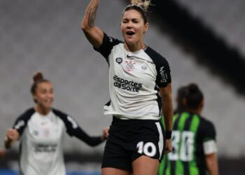 Corinthians Goleia América-MG no Brasileirão Feminino com Destaque para Gabi Zanotti