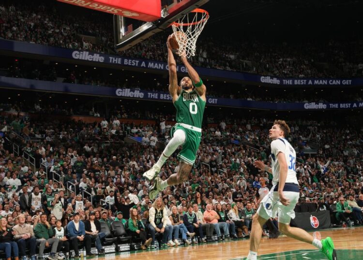 Panorama Esportivo: O Retorno de Tatum na NBA e as Principais Notícias do Futebol Global e Nacional