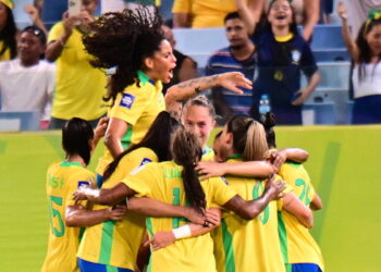 Futebol Feminino Brilha: Brasil Goleia Coreia do Sul em Estreia da FIFA Series e Agita Cenário Esportivo Global