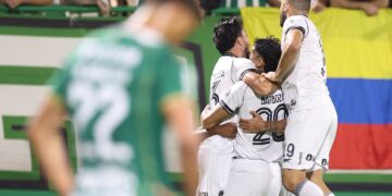 Botafogo Revisa Goleada e Define Estratégias para Duelo Decisivo com a Chapecoense