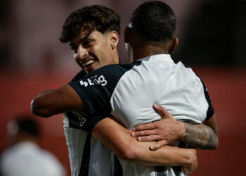 Esporte em Foco: Corinthians Sub-17 Luta pela Liderança e Destaques Nacionais e Internacionais