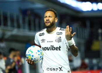Neymar Marca Dois Gols, Mas Santos Empata Com Chapecoense e Permanece em Situação Delicada no Brasileirão