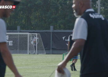 Panorama Esportivo: Destaques do Futebol Brasileiro e Cenário Internacional Aquecido