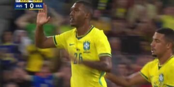 Seleção Brasileira: Ancelotti testa Raphinha como centroavante e promove sete alterações para amistoso