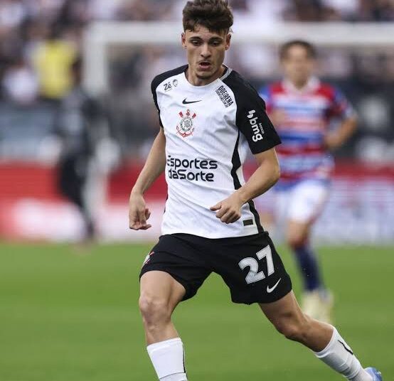 Bidon é convocado para a Seleção e Corinthians arranca empate na Argentina Bidon é convocado para a Seleção e Corinthians arranca empate na Argentina
