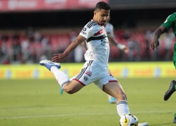 São Paulo faz acordo com André Anderson e parcela dívida de R$ 2 milhões em 20 vezes