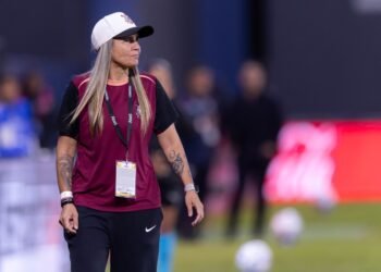 Técnica do Corinthians analisa classificação às semifinais da Libertadores Feminina e atualiza quadro de defensora