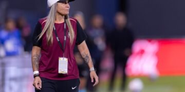 Técnica do Corinthians analisa classificação às semifinais da Libertadores Feminina e atualiza quadro de defensora