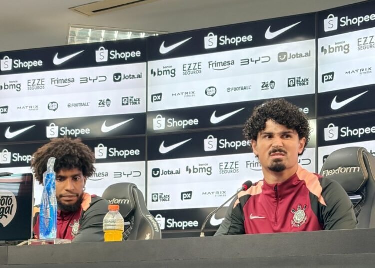 “Estamos unidos”: dupla do Corinthians destaca união do elenco e apoio da torcida como fator para mudar situação do clube