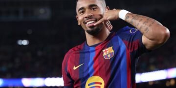 Gabriel Jesus se motiva com números superiores aos de Neymar e R10 no início de Barça: “Empolgado”