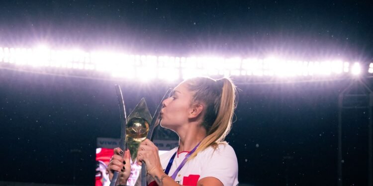 Futebol Feminino: Campeã do Brasileirão, Carol Gil é Convocada para a Seleção Brasileira