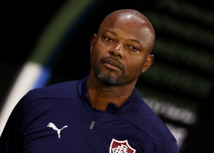 Marcão, do Fluminense, explica por que Nonato bateu pênalti antes de Hulk e Lucho