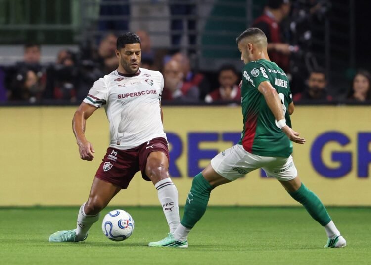 Hulk explica por que seria o quinto batedor do Fluminense nos pênaltis: “Decisão da comissão” Hulk explica por que seria o quinto batedor do Fluminense nos pênaltis: “Decisão da comissão”