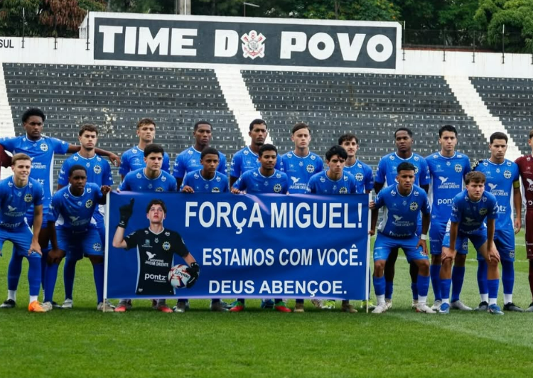 Corinthians lamenta morte de goleiro de 14 anos do São José após acidente de trânsito