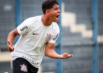 Dirigente do Corinthians revela bastidores de saídas de jovens promessas